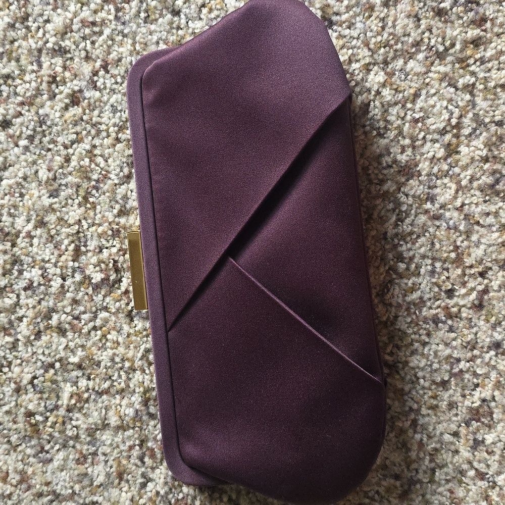 La Regale Elegant Burgundy Clutch with Gold Accents
